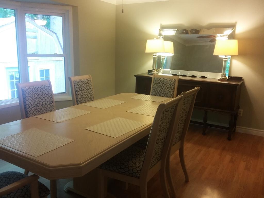 Westwood Cottage License #059-2024 Niagara-on-the-Lake المظهر الخارجي الصورة